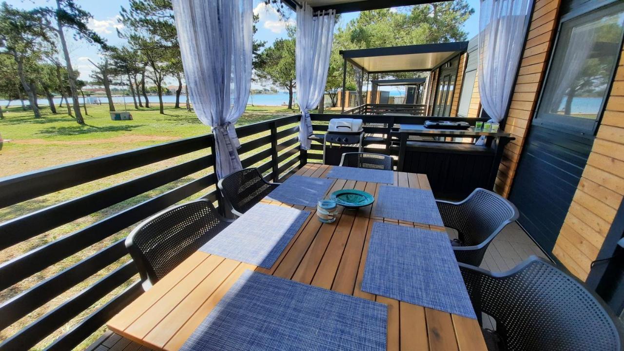 Sand & Relax Privlaka - Mobile Home Gloria المظهر الخارجي الصورة